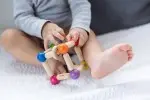 Holzspielzeug Baby Würfel - PlanToys 4005245